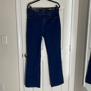 NYDJ Sarah Relaxed Boot Cut Jean EUC
